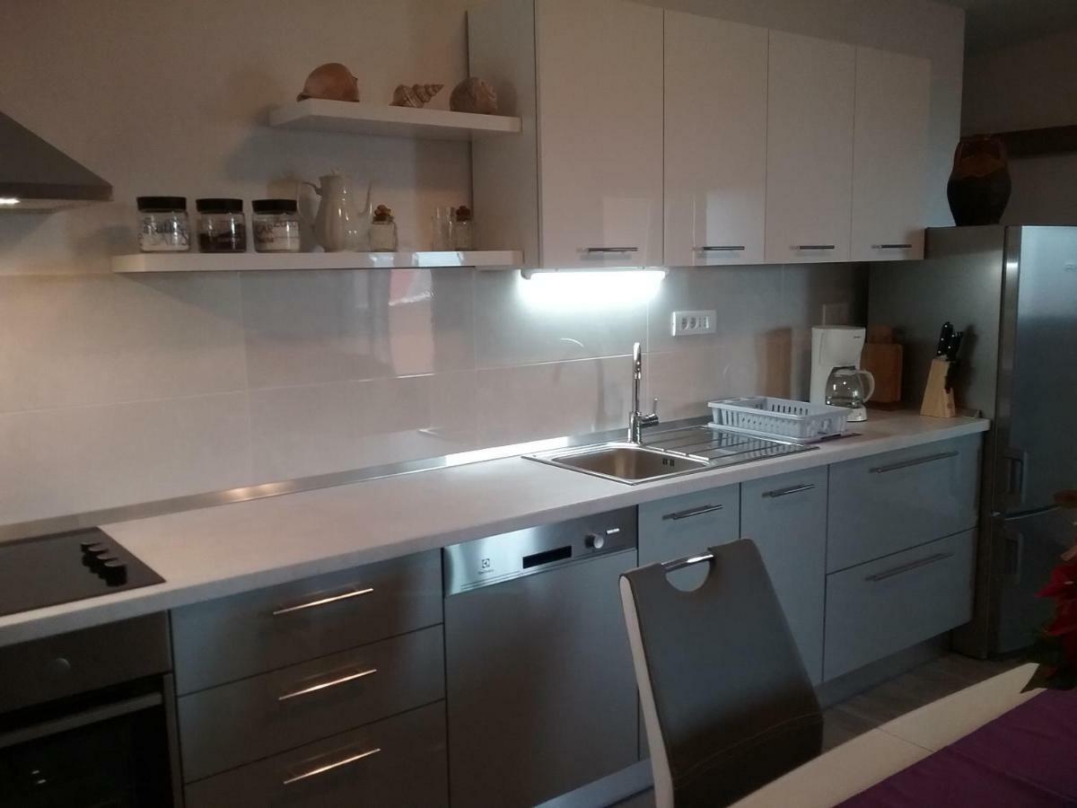 Apartment Willy 코미자 외부 사진