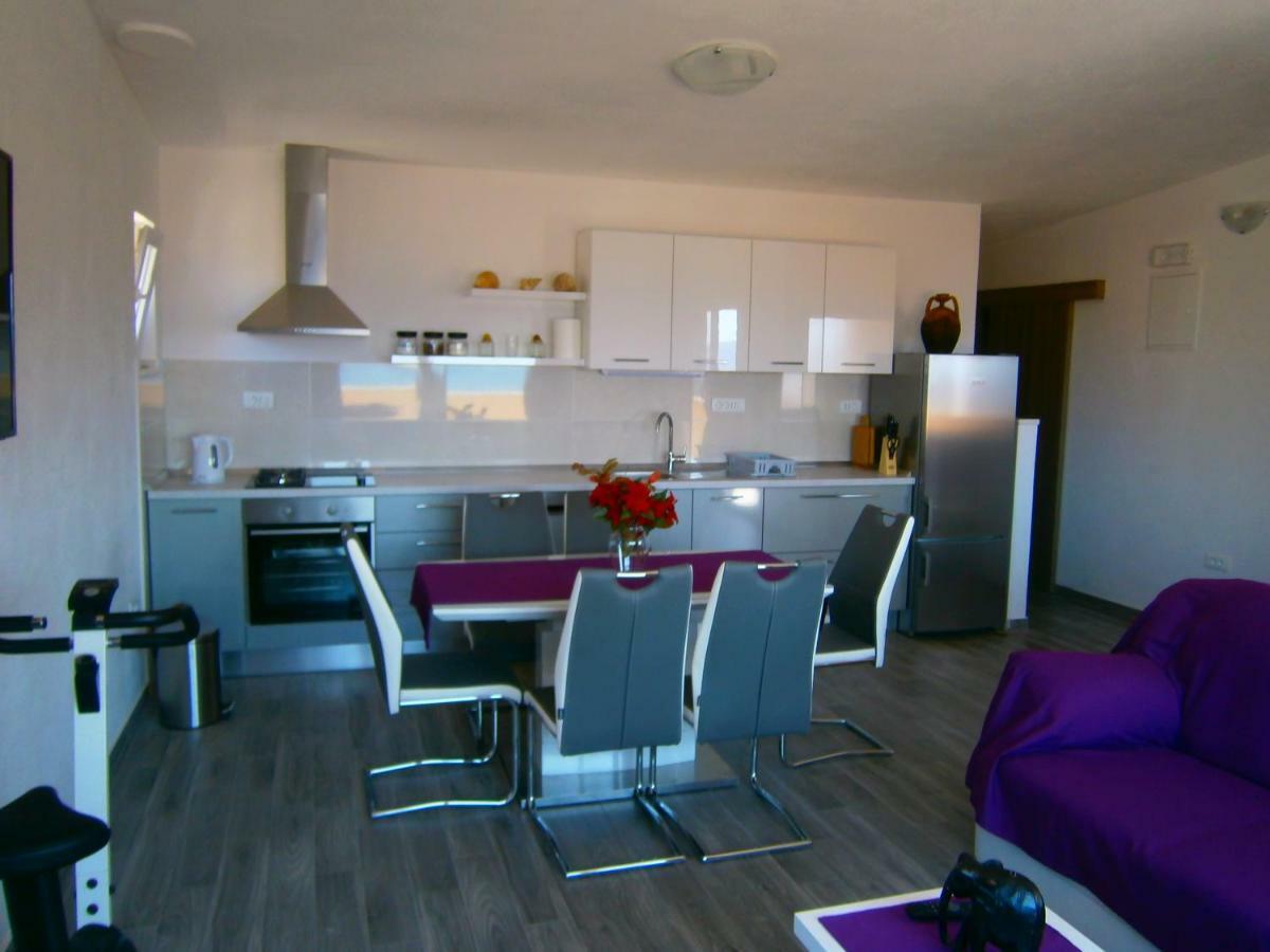 Apartment Willy 코미자 외부 사진